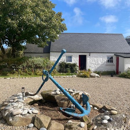 The Dairy @ Trefechan Wen Goodwick Extérieur photo