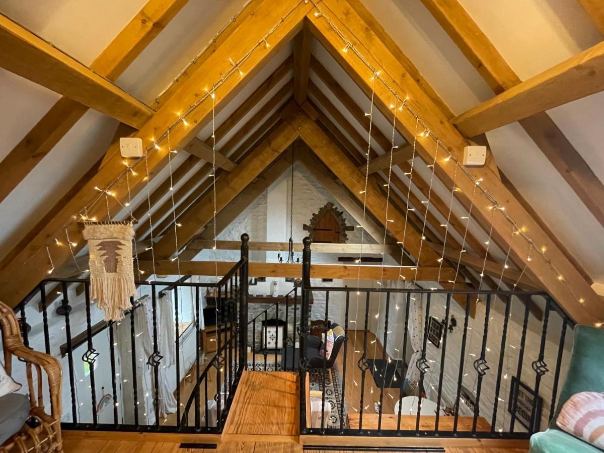 The Dairy @ Trefechan Wen Goodwick Extérieur photo